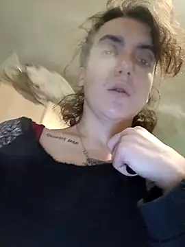 LadyMinnie online show from October 2025 05:35:01 PM