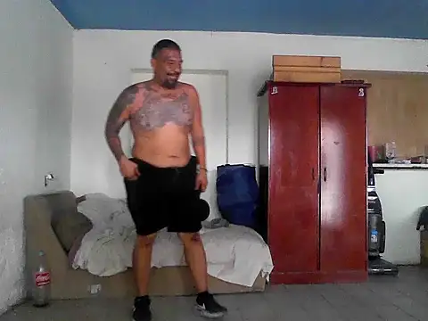 ElMasChingonMX online show from October 2025 05:01:01 PM