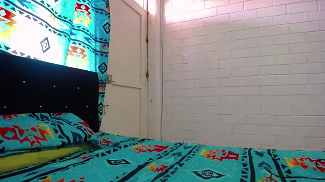 Snapshot of GiveLove1 chatting on February 2025 08:49:02 PM GiveLove1 online show from February 2025 08:49:02 PM