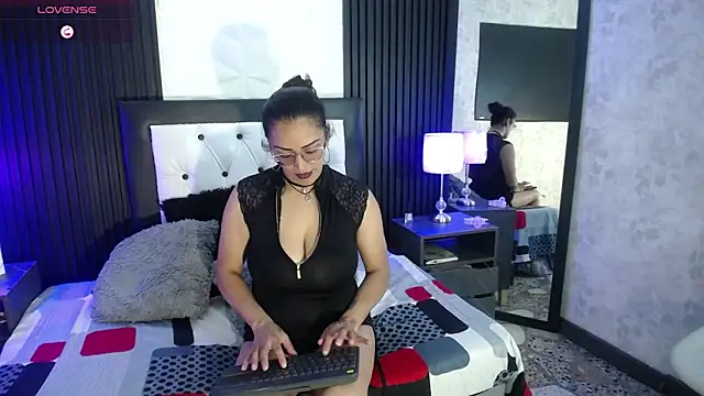 dayana mendoza69 online show from February 2025 12:38:02 PM