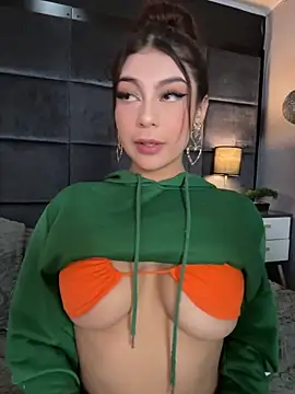 CHERRYY BOMB  online show from October 2025 10:48:02 AM