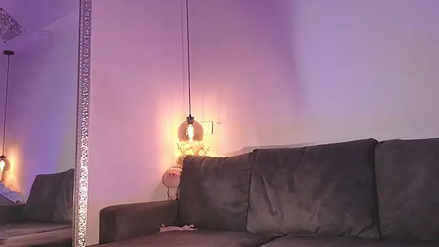 Isabella francoo online show from April 2026 11:52:01 AM