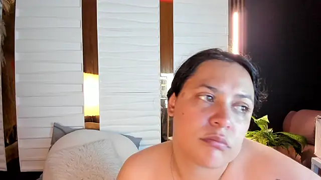 Biiancacox online show from September 2025 03:17:01 AM