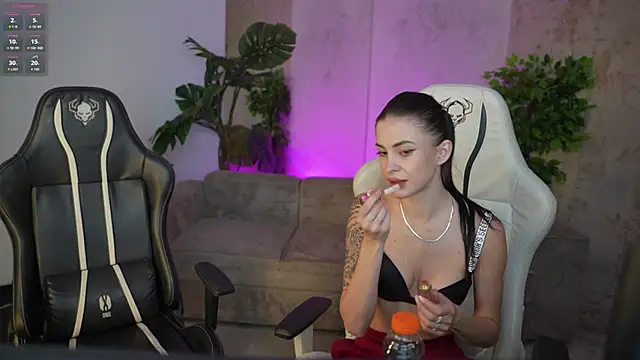 Tina Breeze online show from October 2025 06:49:01 AM