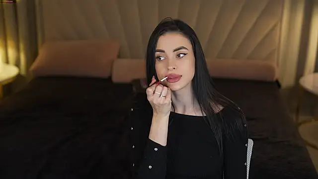 Tina Breeze online show from December 2025 11:52:02 AM