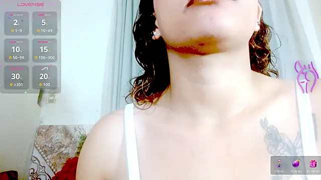 Eva Hoot online show from February 2026 01:31:02 PM