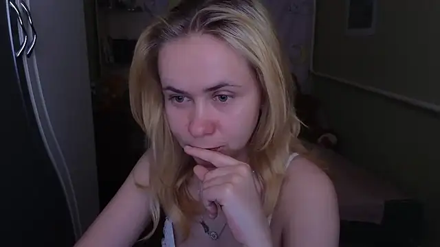 Riley Roo online show from March 2026 09:13:01 AM