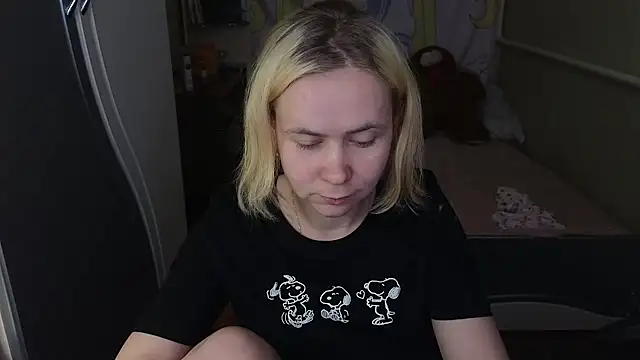 Riley Roo online show from March 2026 08:20:02 AM