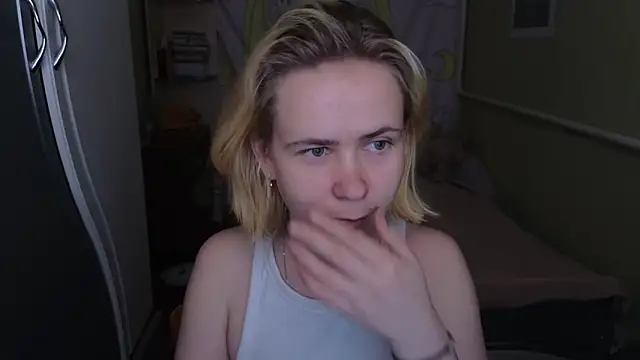 Riley Roo online show from April 2026 07:48:02 AM