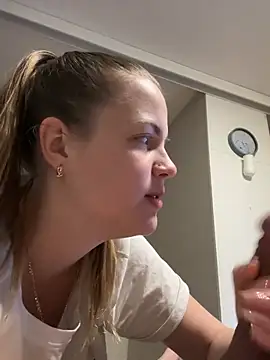 nazar1202 online show from February 2026 06:19:01 PM