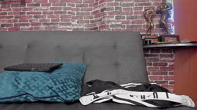 curt xxx online show from January 2025 06:11:01 AM