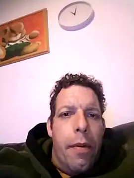 Knuffelstaaf123 online show from February 2025 10:09:01 PM