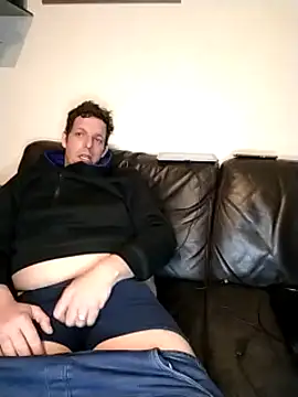 Knuffelstaaf123 online show from March 2025 12:15:01 AM