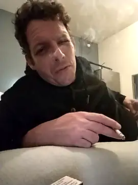 Knuffelstaaf123 online show from March 2025 04:27:01 AM