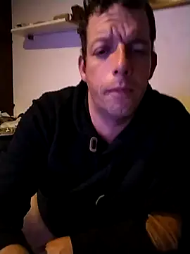 Knuffelstaaf123 online show from October 2025 01:50:02 AM