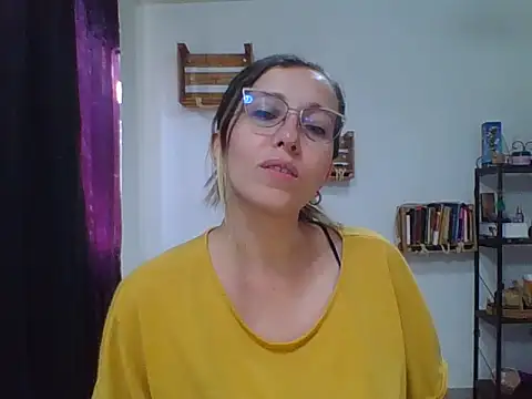 charlott ponce online show from October 2025 07:03:01 PM