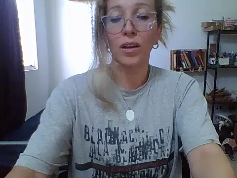 Snapshot of charlott_ponce chatting on June 2026 08:07:01 PM charlott ponce online show from June 2026 08:07:01 PM