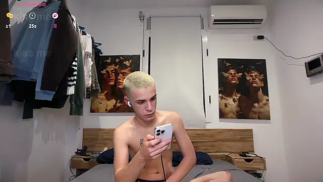 Snapshot of Cristian_Delgado chatting on September 2025 06:18:02 AM Cristian Delgado online show from September 2025 06:18:02 AM