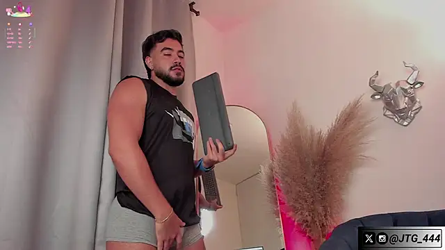 JeycobxBraand online show from October 2025 04:21:01 AM