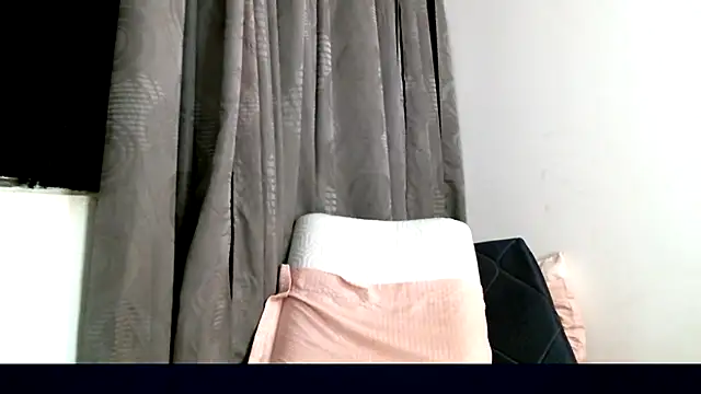 Snapshot of chicantonella chatting on March 2025 04:32:01 AM chicantonella online show from March 2025 04:32:01 AM