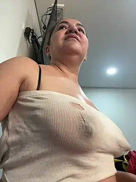 ruby santana777 online show from December 2024 04:30:01 PM