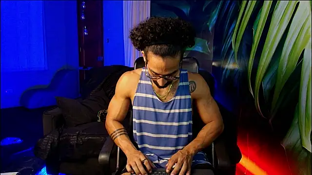 Snapshot of Romeocolin chatting on February 2026 09:24:01 PM Romeocolin online show from February 2026 09:24:01 PM