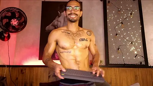 Snapshot of Romeocolin chatting on February 2026 02:02:01 PM Romeocolin online show from February 2026 02:02:01 PM