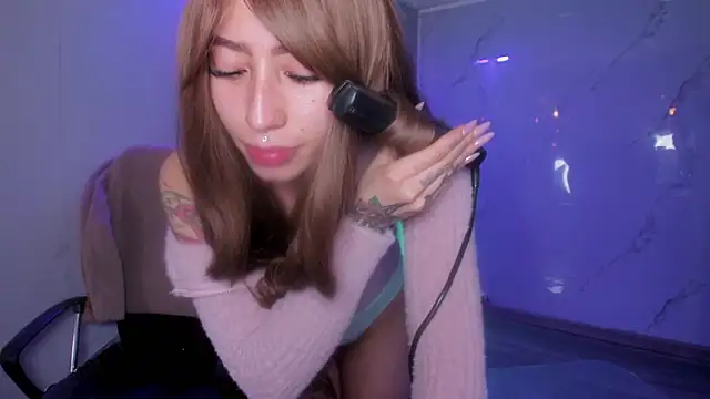 LilithCooperr  online show from April 2026 03:39:02 AM