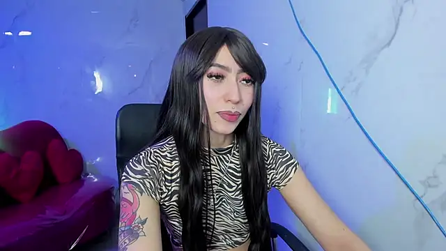 Snapshot of LilithCooperr_ chatting on July 2026 08:14:01 PM LilithCooperr online show from July 2026 08:14:01 PM