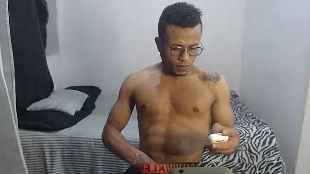 grandominantex1 online show from January 2026 09:51:02 PM