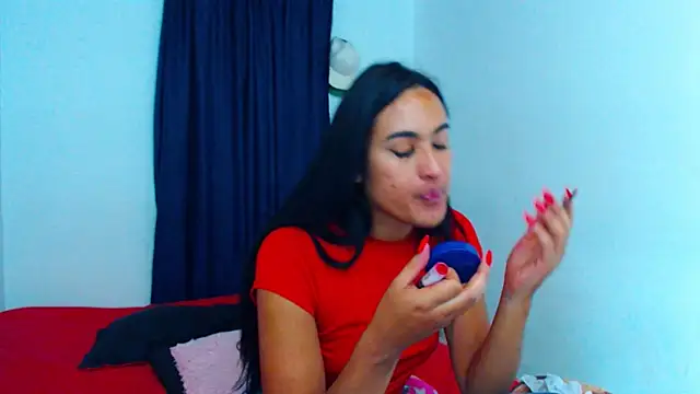 misss estrella online show from October 2025 08:00:02 AM