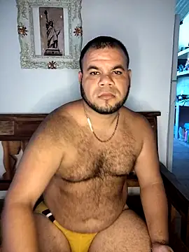 Snapshot of Evert_hairyboy chatting on September 2025 05:34:02 PM Evert hairyboy online show from September 2025 05:34:02 PM
