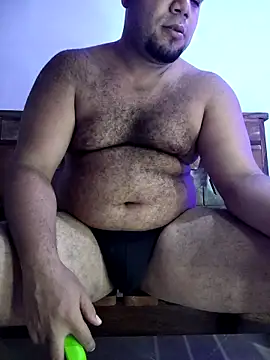 Snapshot of Evert_hairyboy chatting on September 2025 07:04:01 PM Evert hairyboy online show from September 2025 07:04:01 PM