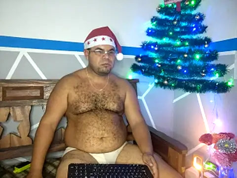 Snapshot of Evert_hairyboy chatting on December 2025 05:53:01 PM Evert hairyboy online show from December 2025 05:53:01 PM