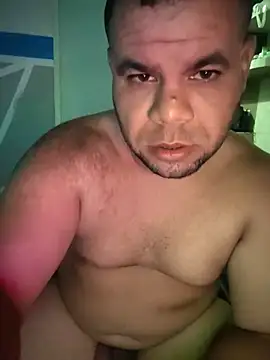 Snapshot of Evert_hairyboy chatting on June 2026 03:19:02 AM Evert hairyboy online show from June 2026 03:19:02 AM