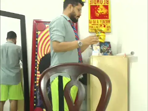 Snapshot of MikeRiverx chatting on February 2025 03:04:01 AM MikeRiverx online show from February 2025 03:04:01 AM