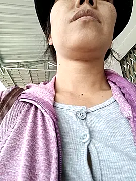 2HotAsain4u online show from January 2026 06:18:02 AM