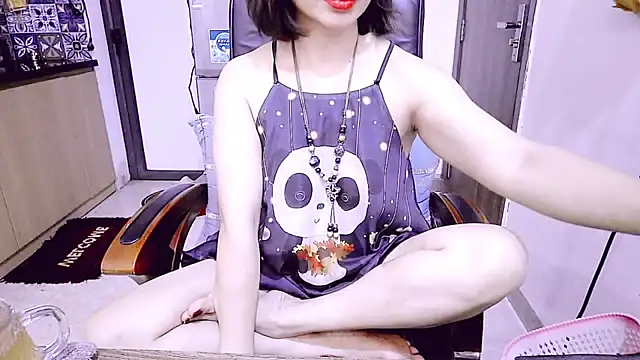 Snapshot of Miu-Le chatting on April 2026 06:27:01 AM Miu-Le online show from April 2026 06:27:01 AM
