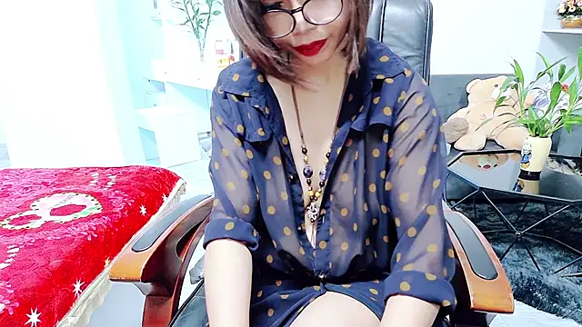Snapshot of Miu-Le chatting on May 2026 04:50:01 AM Miu-Le online show from May 2026 04:50:01 AM