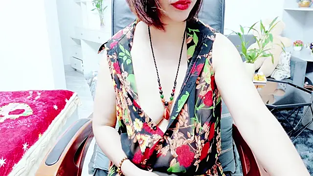 Snapshot of Miu-Le chatting on June 2026 04:55:01 PM Miu-Le online show from June 2026 04:55:01 PM