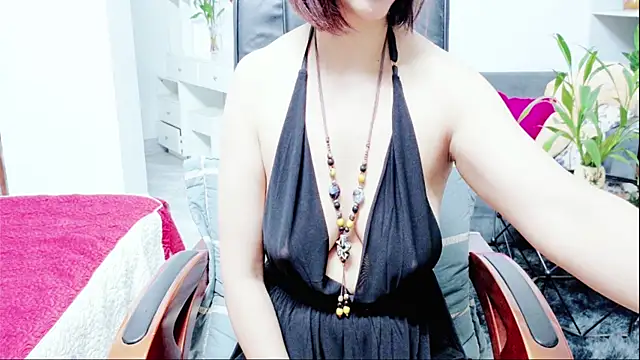 Snapshot of Miu-Le chatting on July 2026 06:43:02 PM Miu-Le online show from July 2026 06:43:02 PM