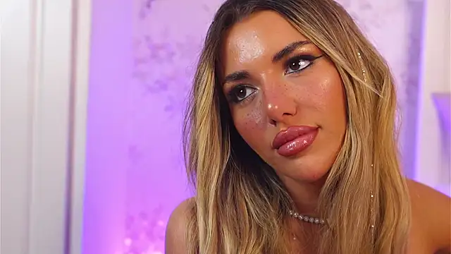 ClaraHazel online show from October 2025 05:03:02 AM