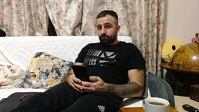 Snapshot of ivat80 chatting on January 2025 07:51:01 PM ivat80 online show from January 2025 07:51:01 PM