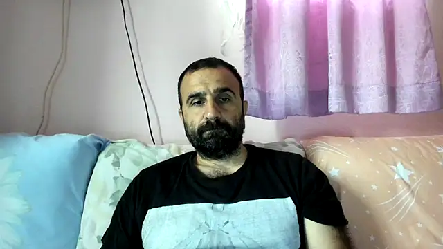 Snapshot of ivat80 chatting on September 2025 05:51:02 AM ivat80 online show from September 2025 05:51:02 AM