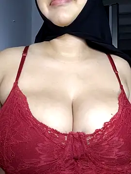 shirazz najmm online show from October 2025 02:06:02 PM