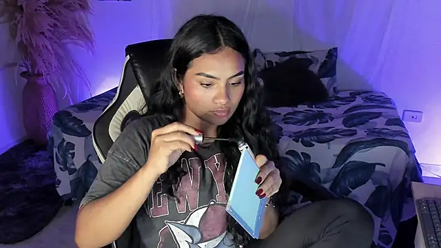 Riana Kean online show from March 2026 03:25:01 AM