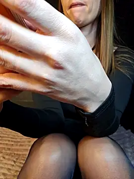 Lib ertine32 online show from February 2026 11:16:01 AM