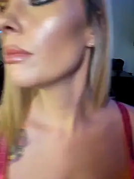 ellieconradxo online show from November 2025 06:01:02 PM