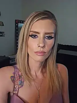 ellieconradxo online show from July 2026 04:33:01 PM