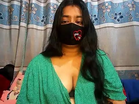 A-sweetgirl online show from February 2025 08:53:01 PM